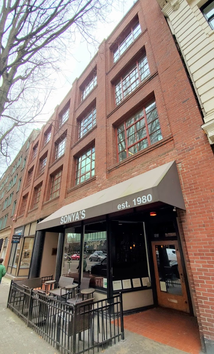 Sonya's Seattle - Photo 2