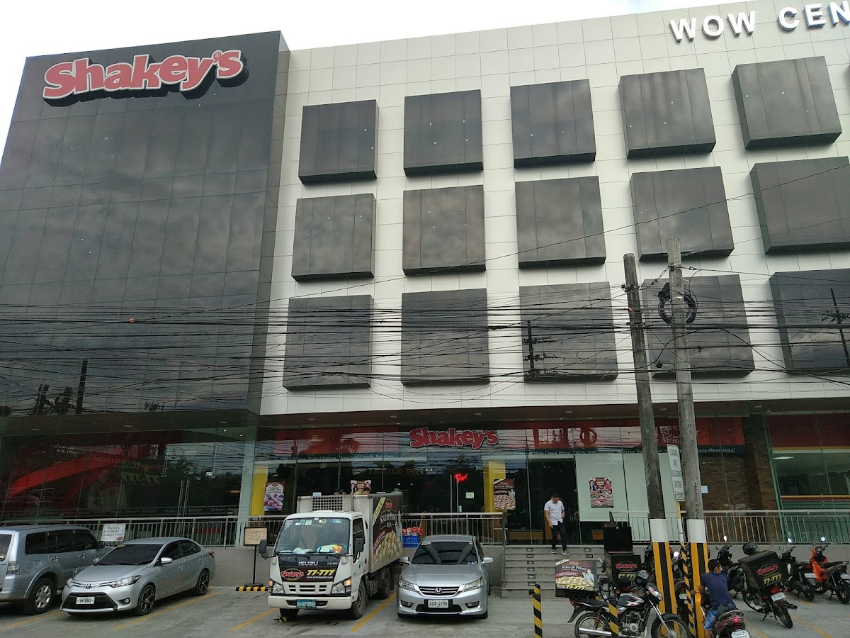 Shakey's WOW Center