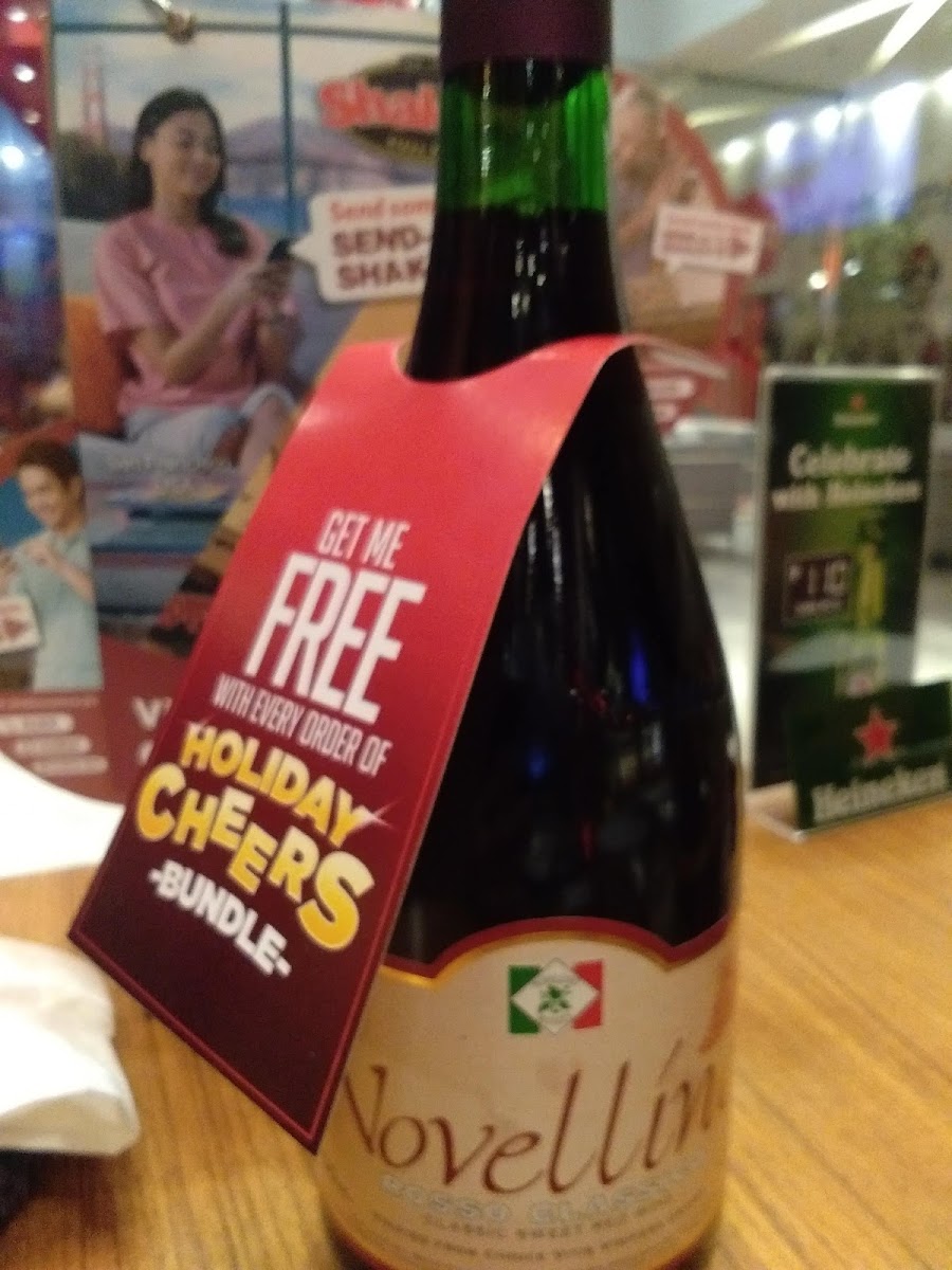 Shakey's WOW Center - Photo 9
