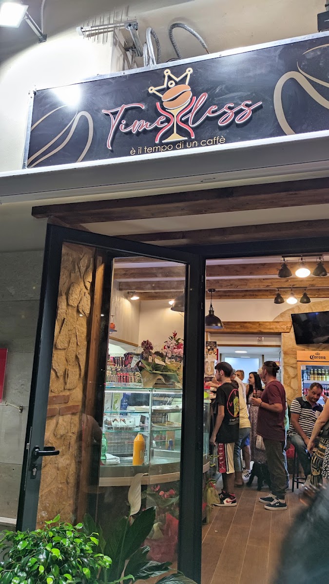 Timeless Bar