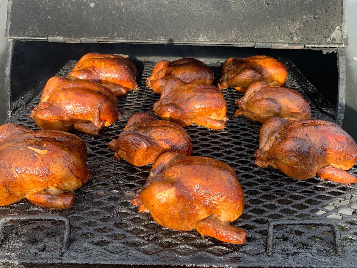 Dat B Good BBQ - Photo 2