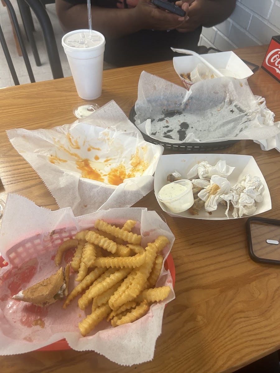B J's Grill - Photo 1