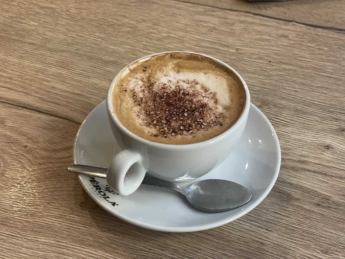 Café Bom Dia - Photo 8