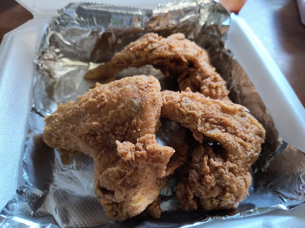Ted's Hamburgers - Photo 6