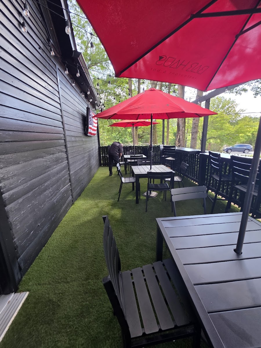 BAR HAUS - Photo 6