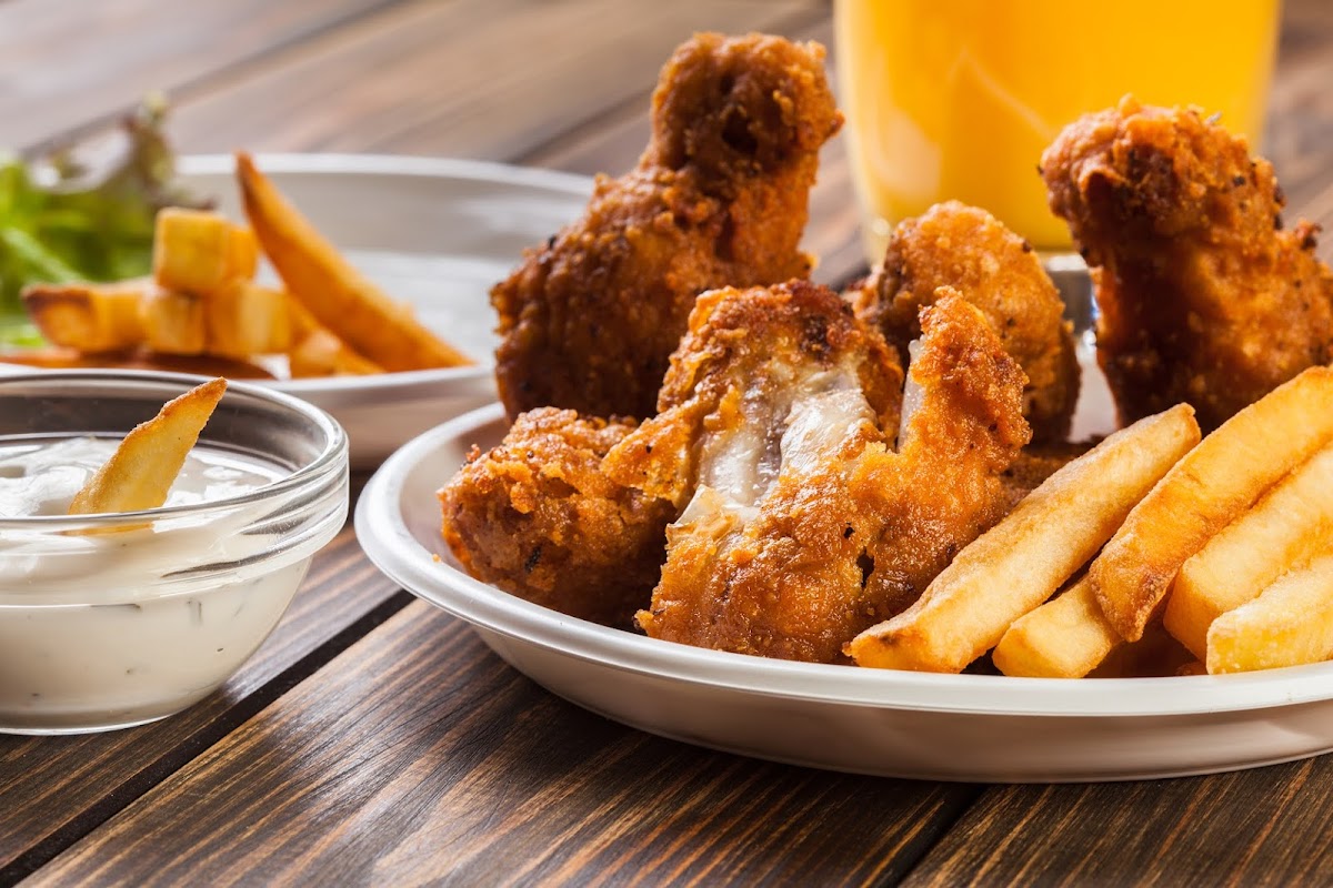 Julie's Chicken & Chips - Photo 4