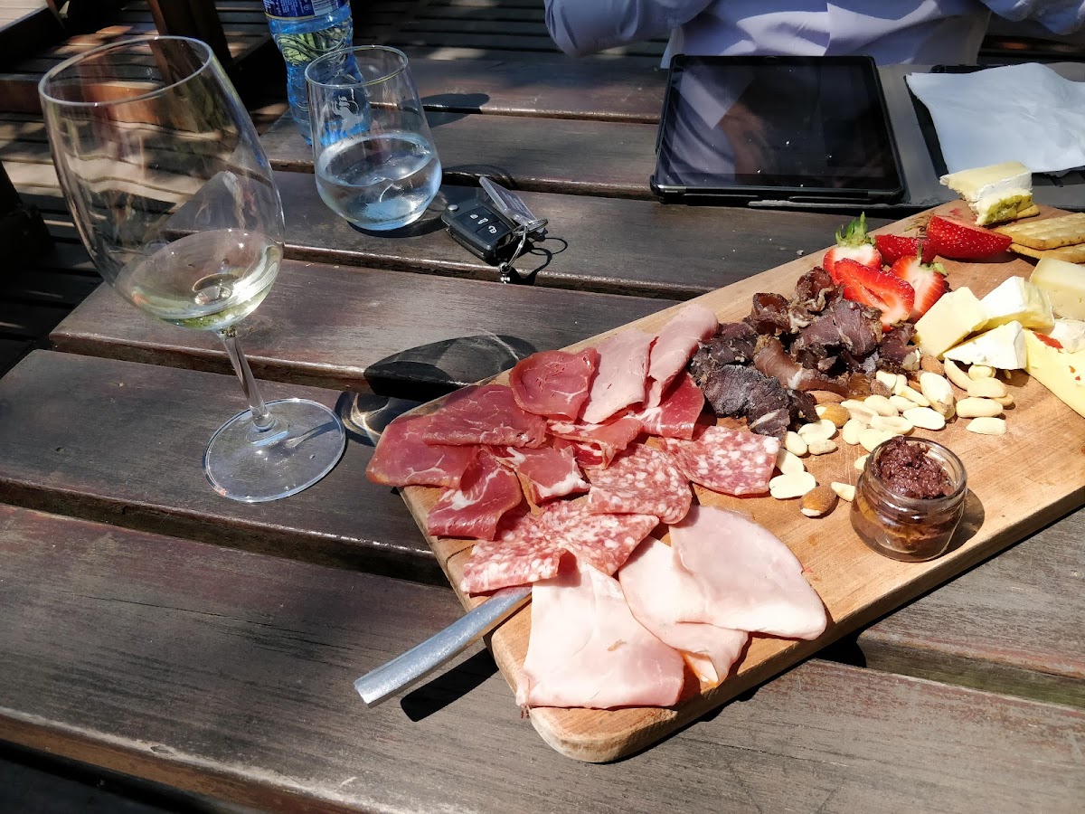 Poplars Restaurant - Photo 7