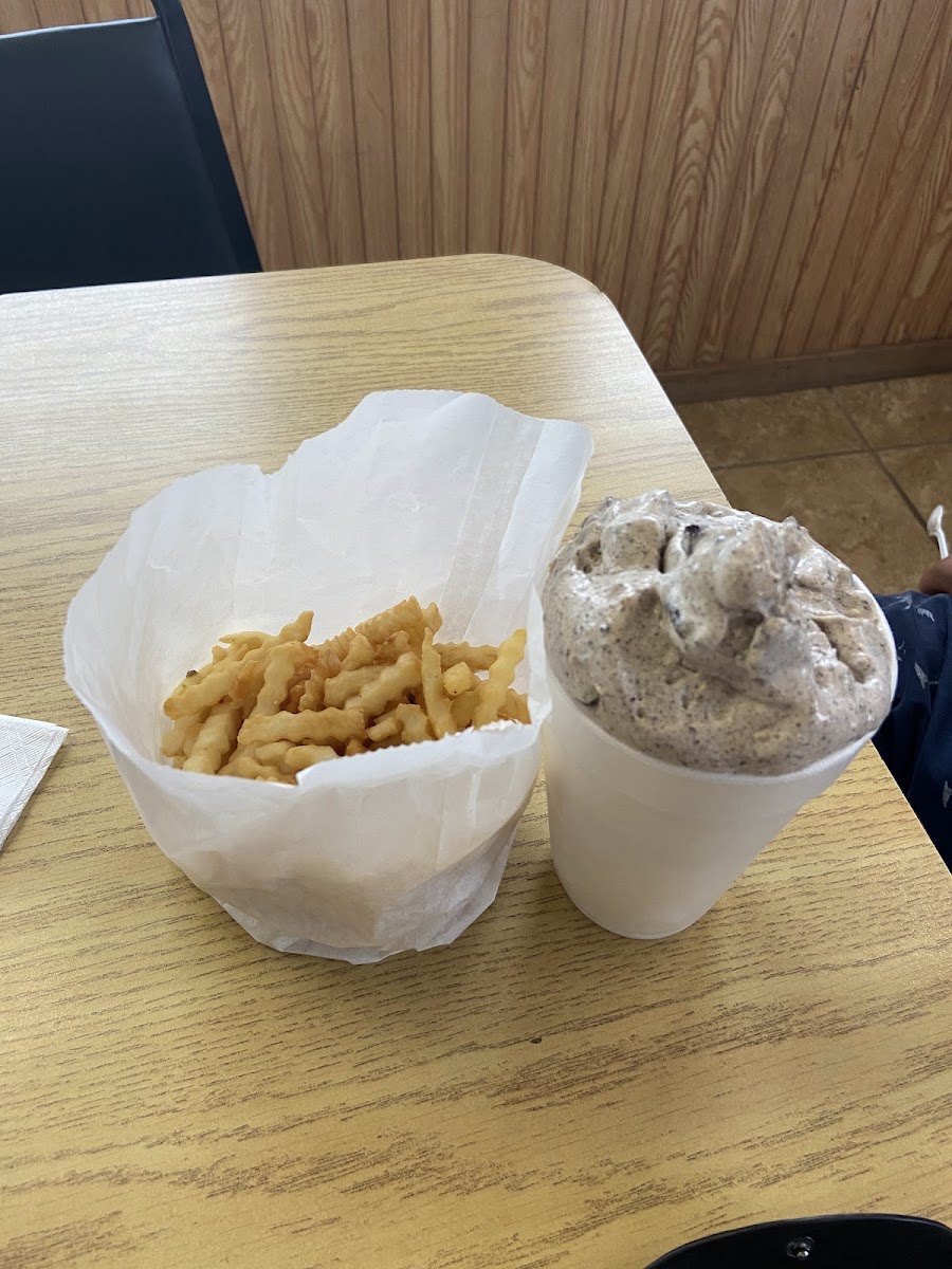 Albia Dairy Bar - Photo 1