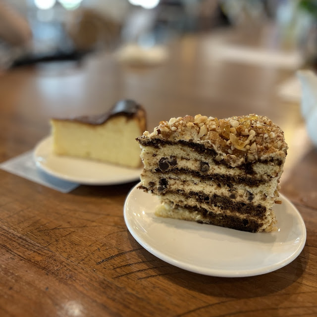 Tiramisu Cake