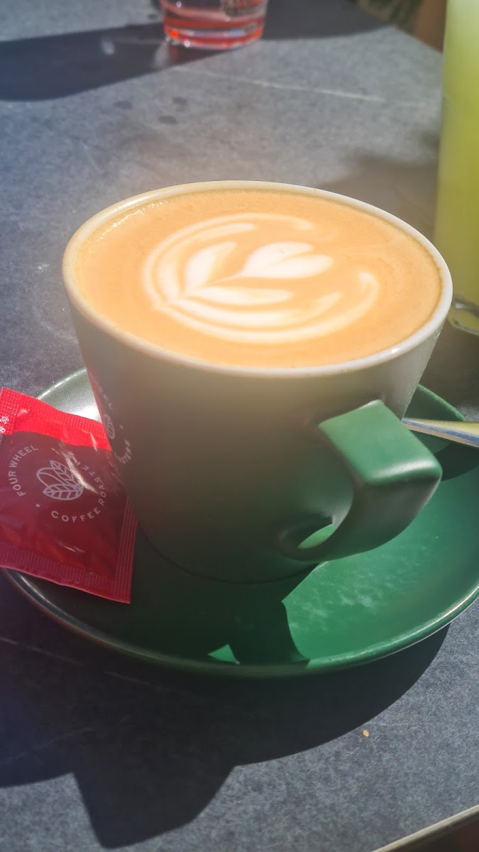 Four Wheel Coffee Roasters - Photo 9