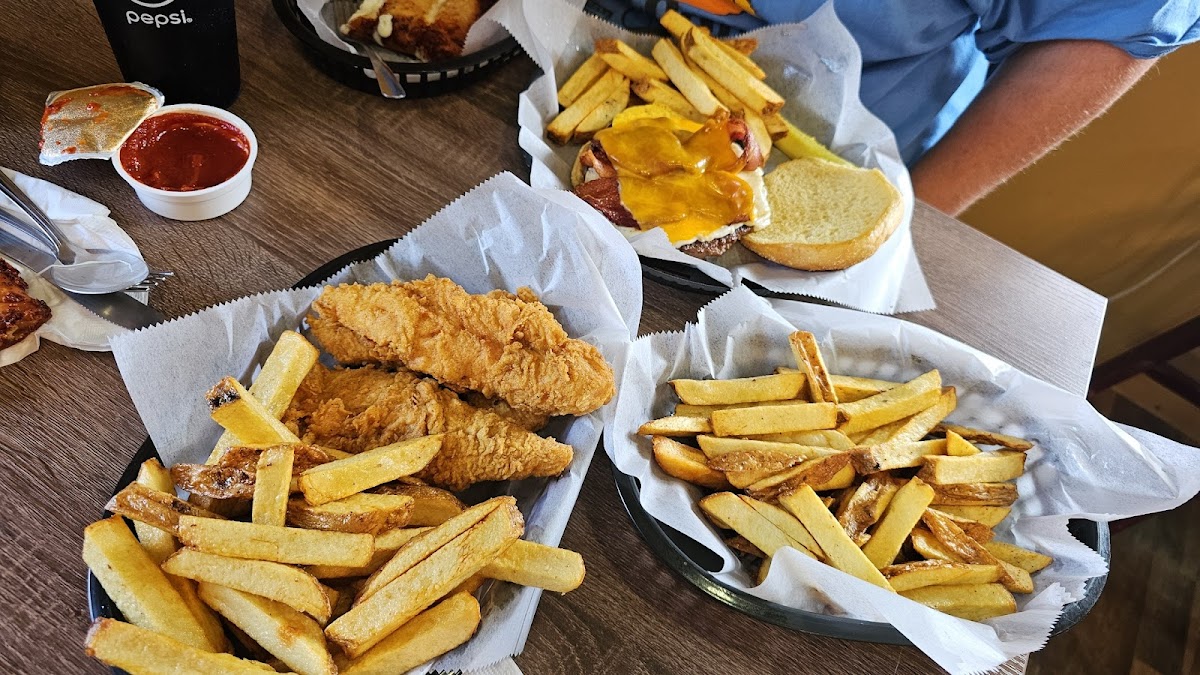 Dawny Jeans Diner - Photo 5