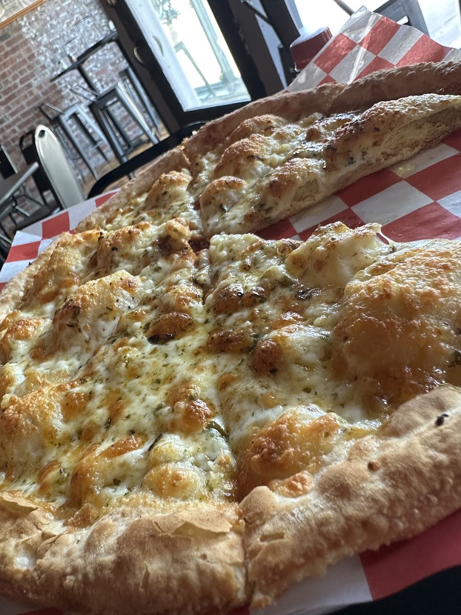 Cave City Pizza - Photo 3