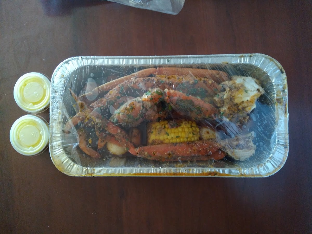 The Hot Spot Wings & Seafood - Photo 4