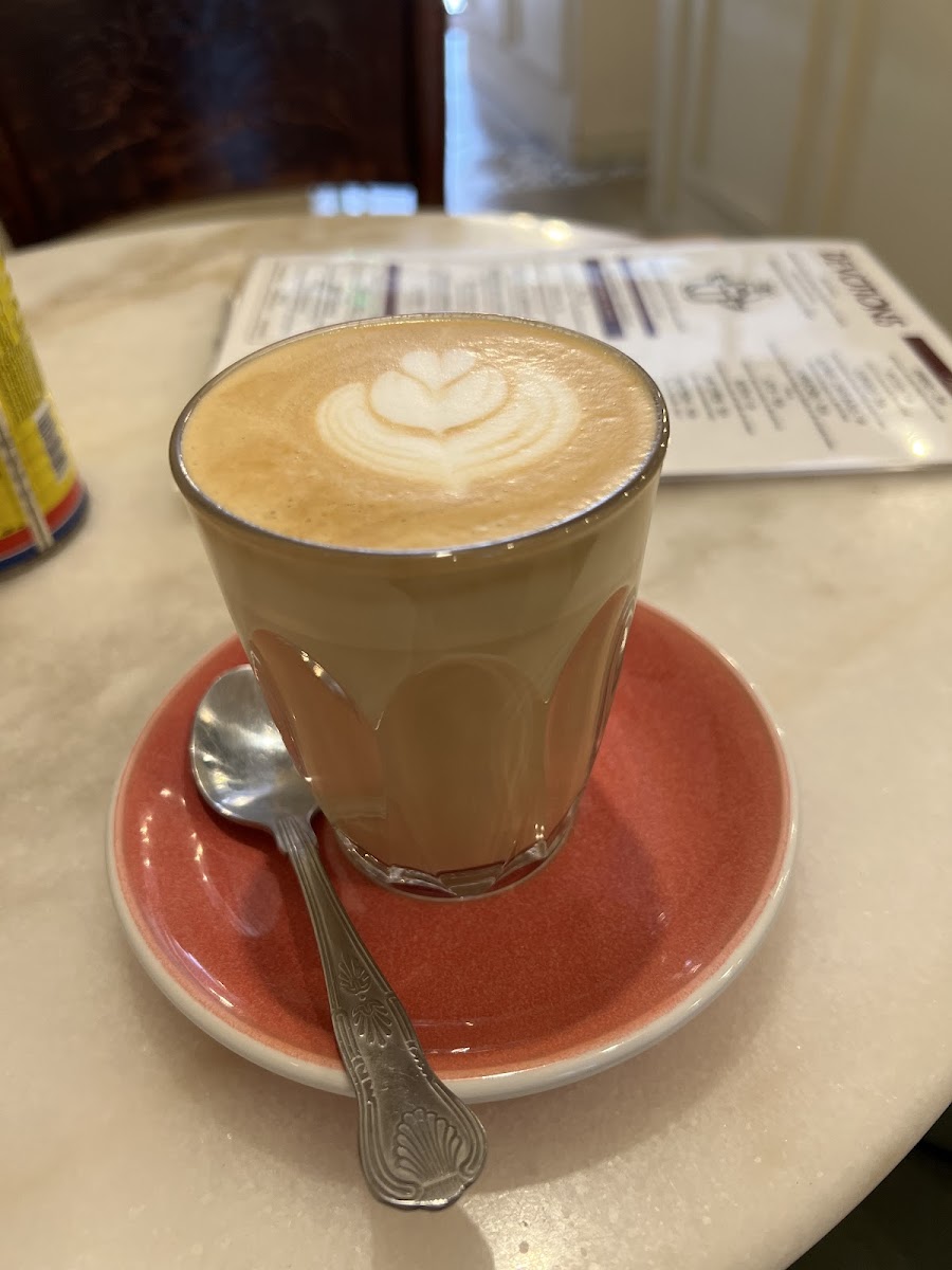 Devotions Café - Photo 9