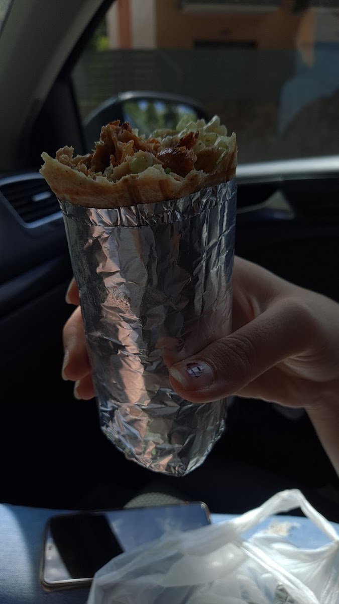 Hussain Pizzeria Kebab - Photo 5