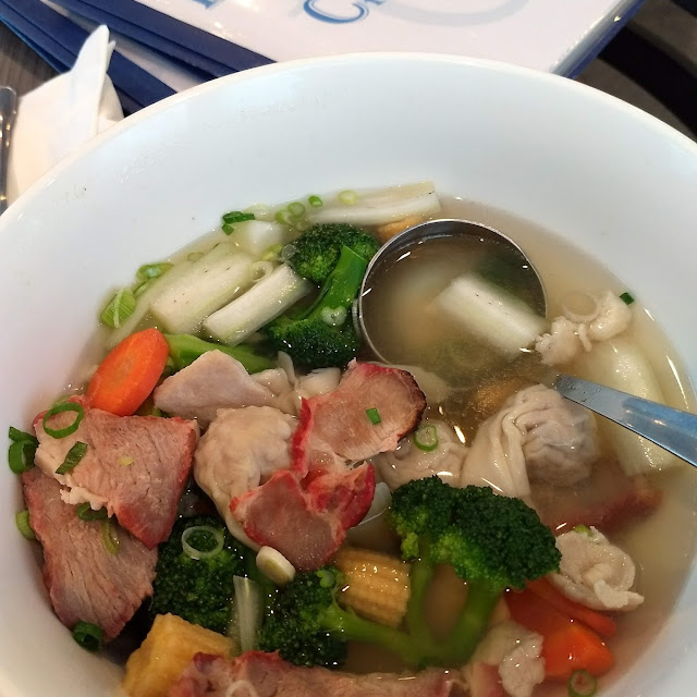 Special Wor Wonton Soup