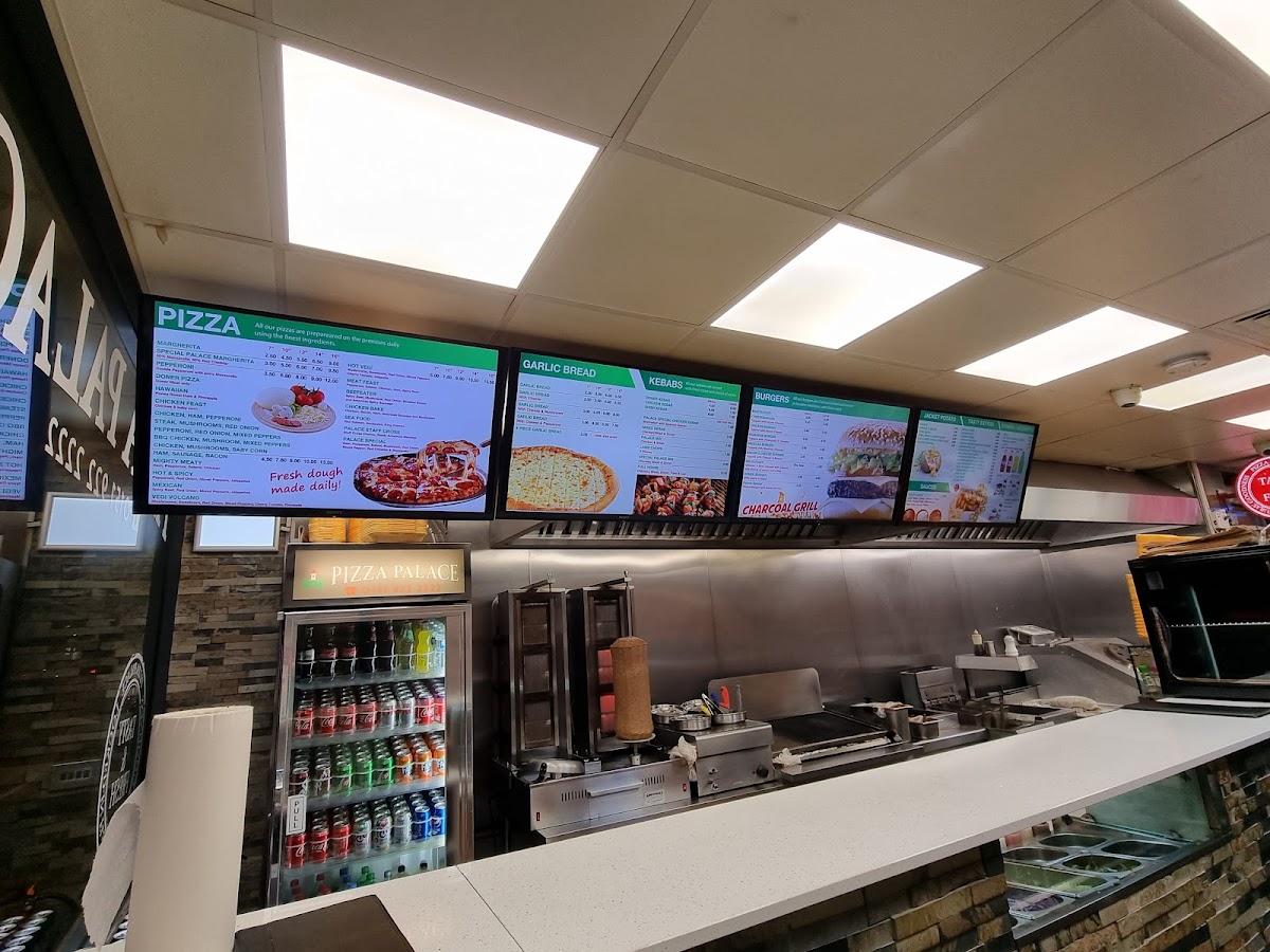 Pizza Palace - Photo 2