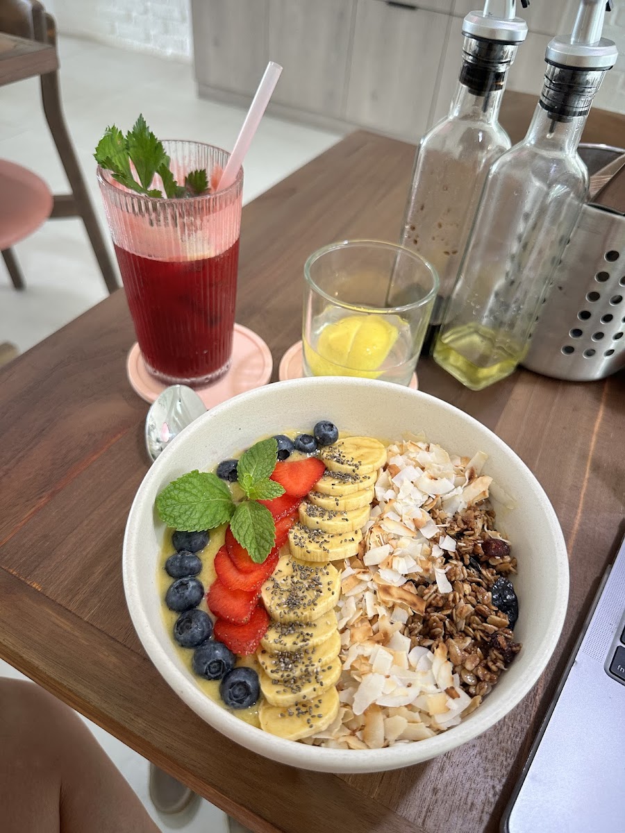 BERRY Salad bar - Photo 4