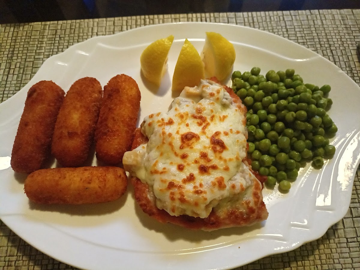 Maik s Restaurant - Photo 7