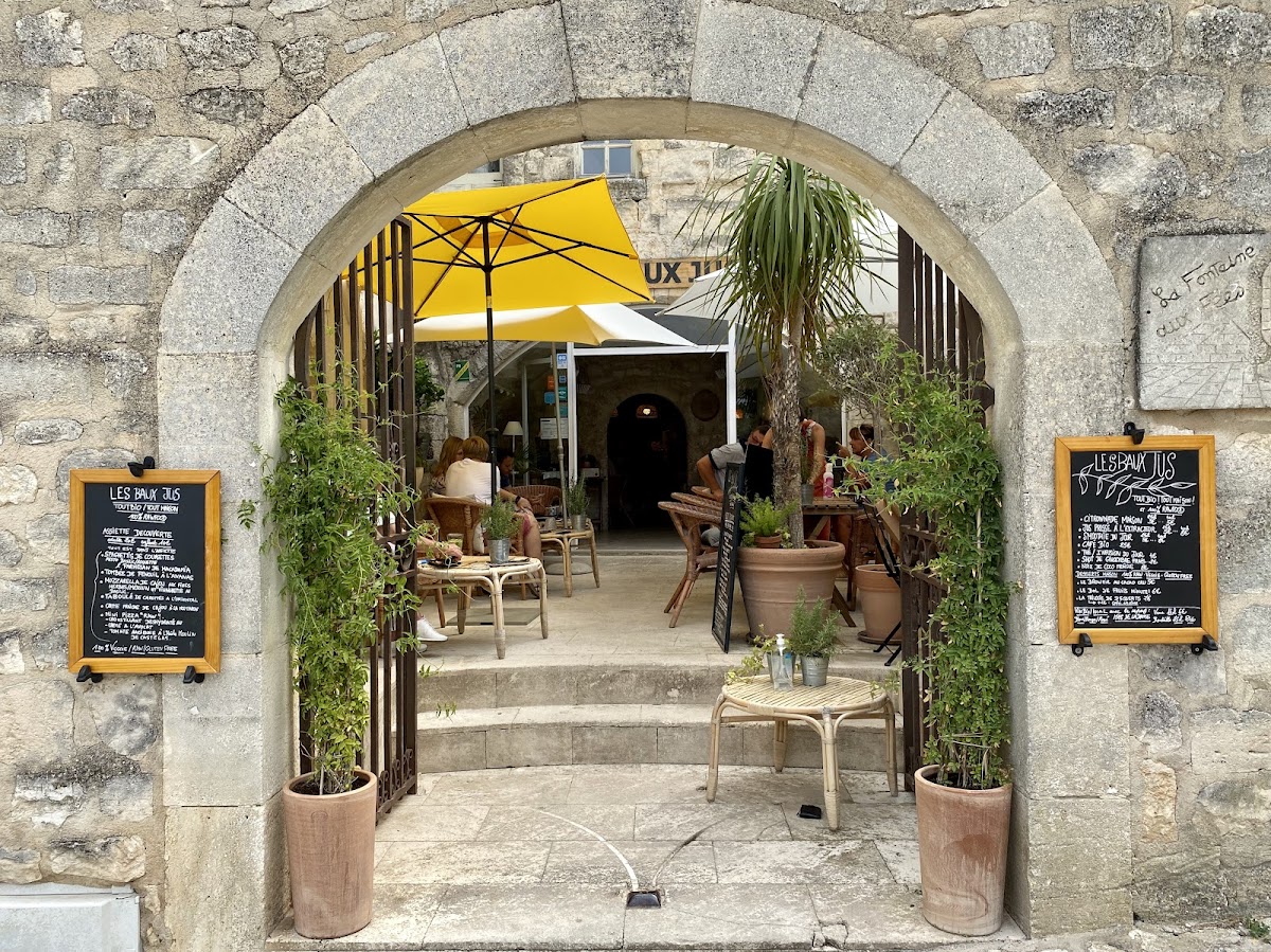Les Baux Jus