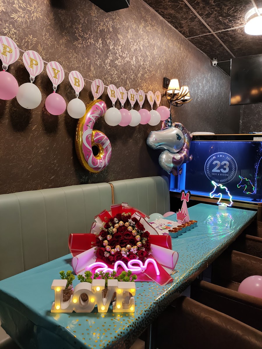 23 CAFE & KITCHEN - Photo 2