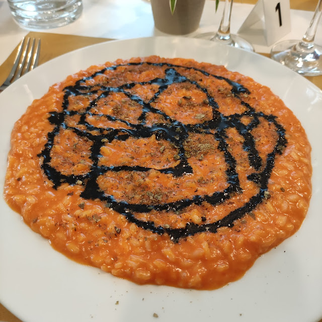Risotto Al Pomodoro Con Capperi E Nero Di Seppia