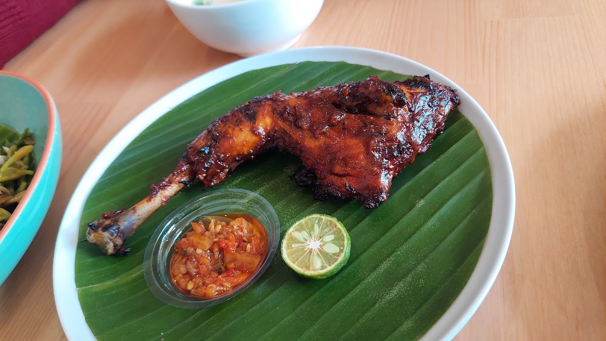 Sedap Makmur & Batagor Riri - Pajajaran - Photo 9