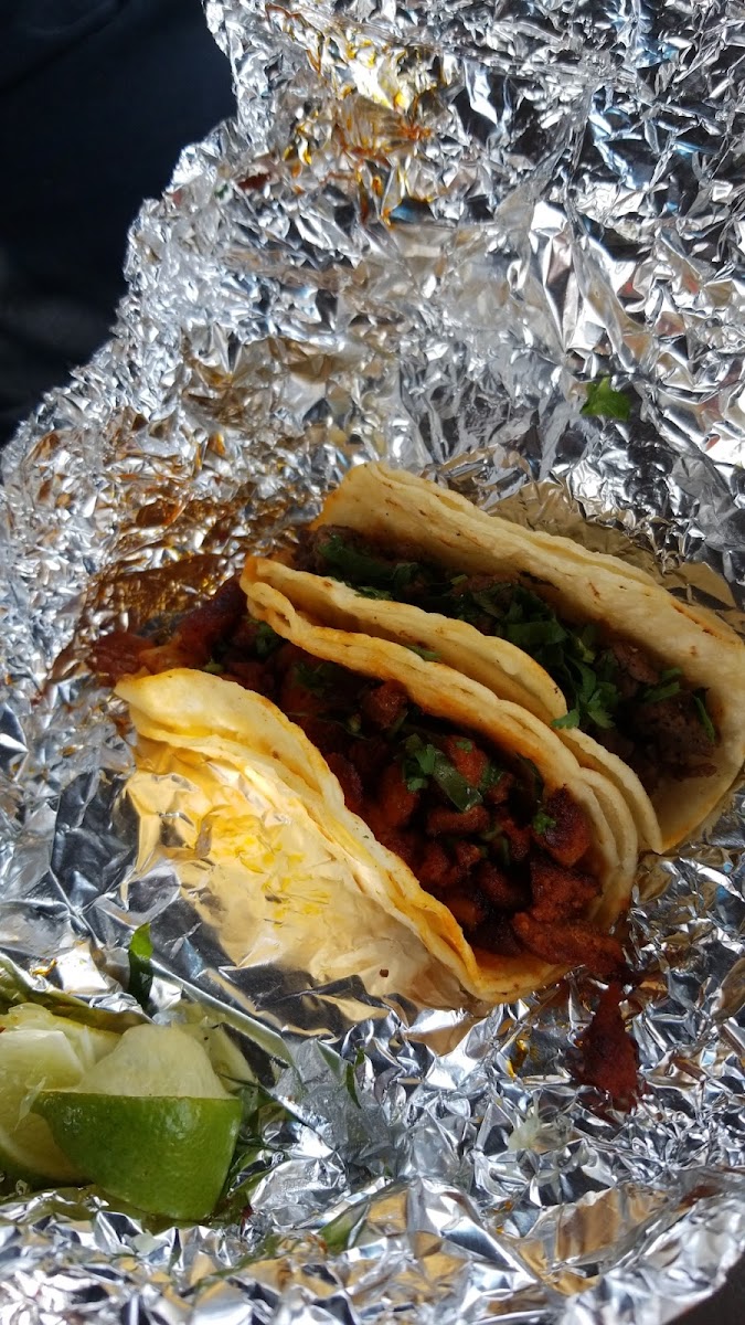 Eliz Taqueria - Photo 2