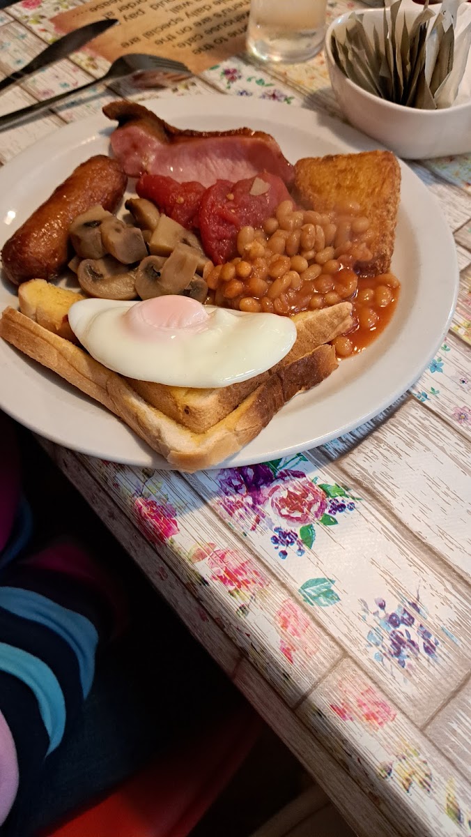 Bakehouse Cafe - Photo 4