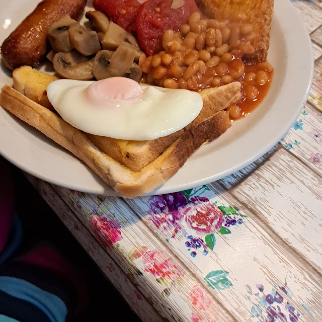 English Breakfast