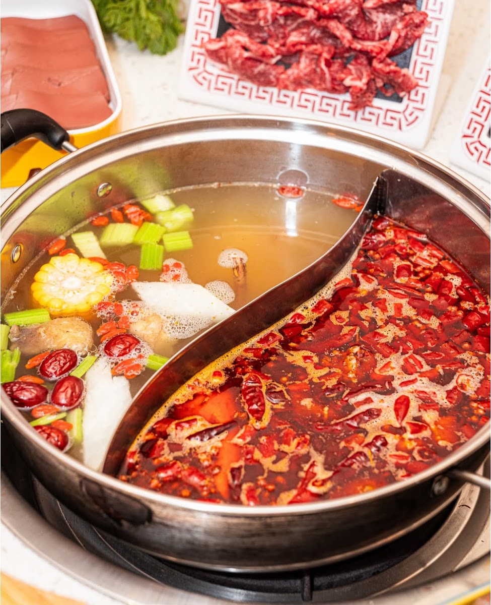 Fresh Beef Hotpot Burwood 鲜潮汕牛肉火锅 - Photo 2