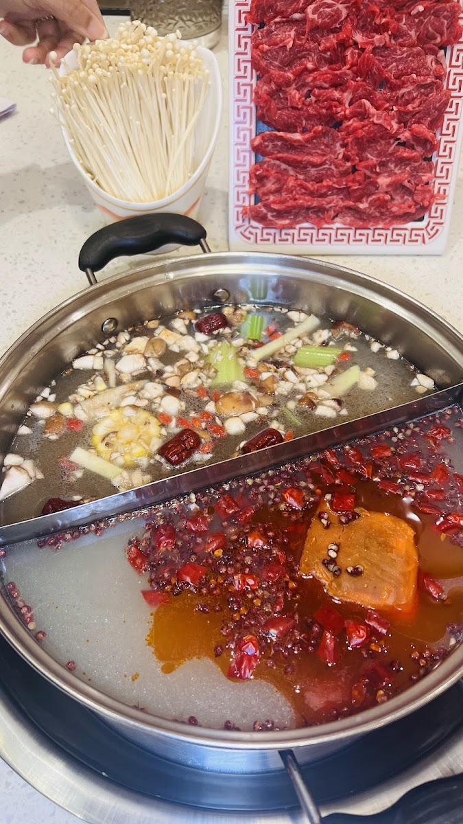 Fresh Beef Hotpot Burwood 鲜潮汕牛肉火锅 - Photo 3