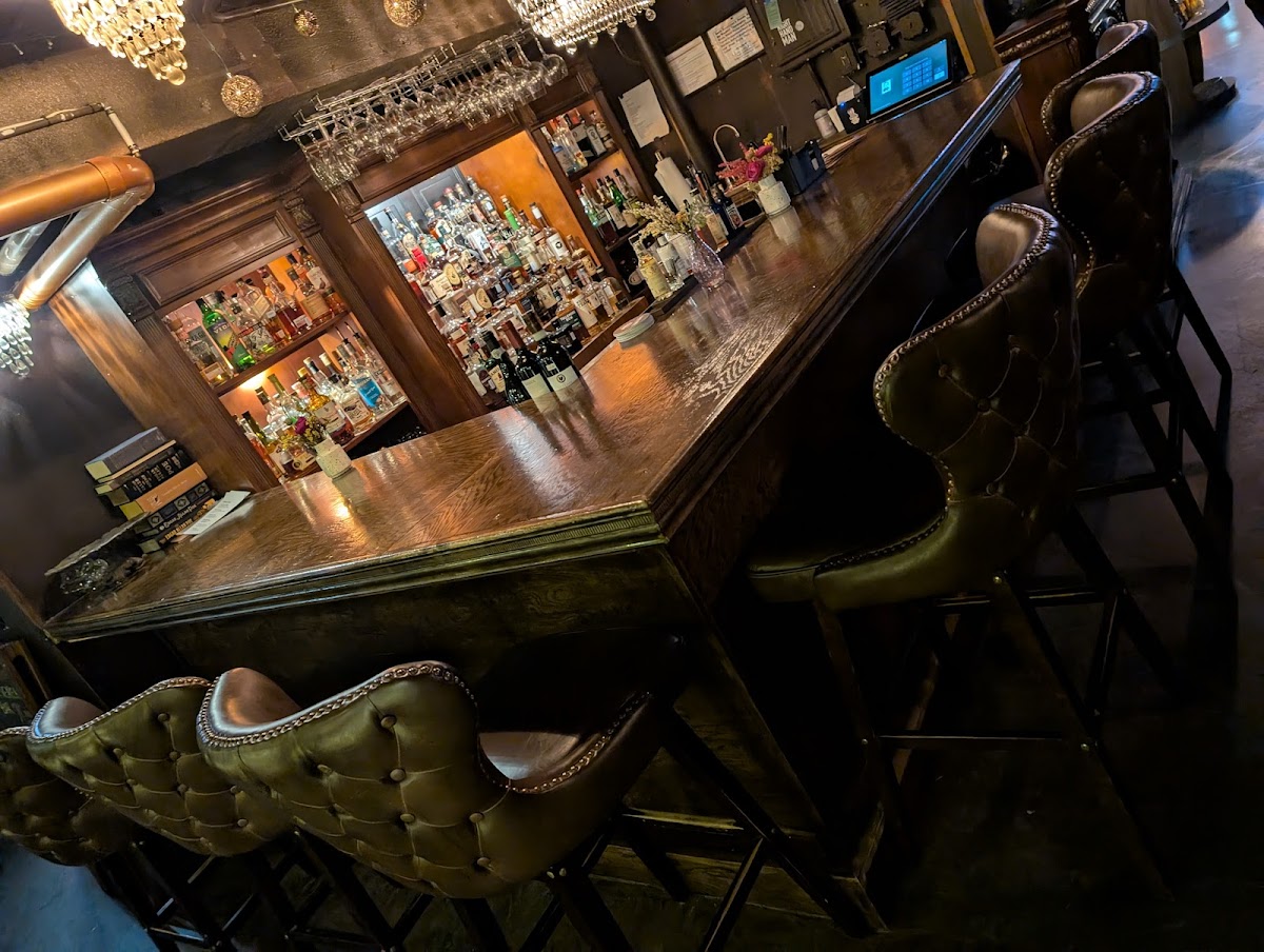 Edgar's - Photo 9