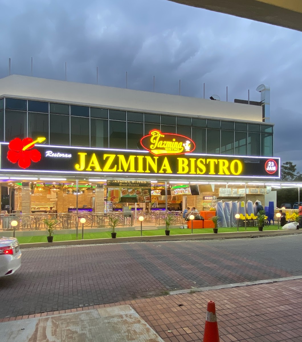 Jazmina Bistro