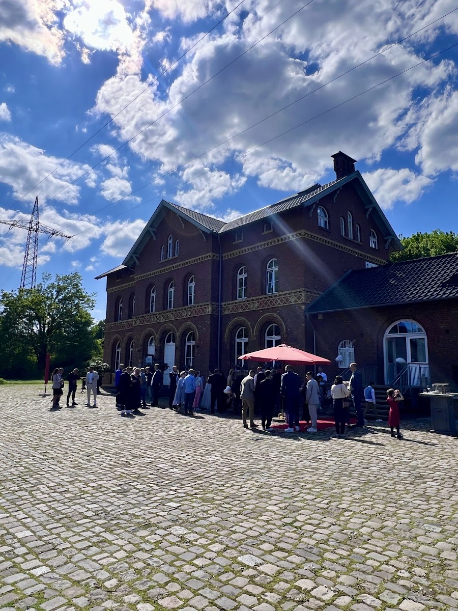 Bahnhof Nord - Photo 2