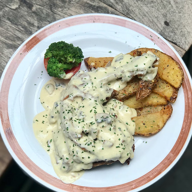 Willa's Chicken