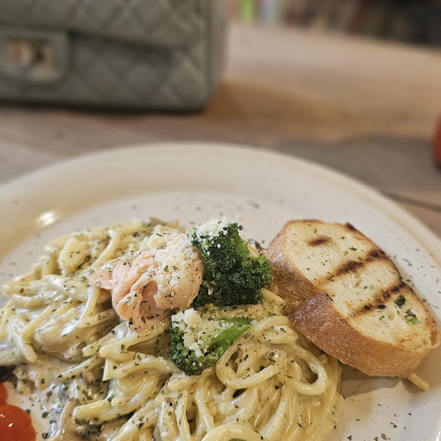 Spaghetti Cream Sauce Ala Carpentier
