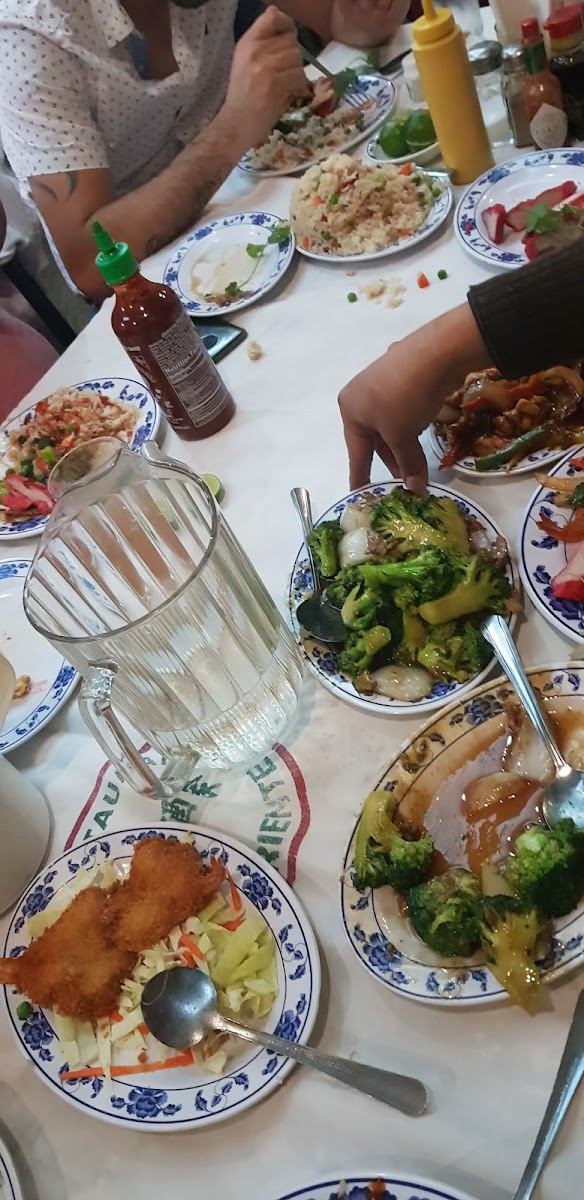 RESTAURANTE LAGO ORIENTE - Photo 9
