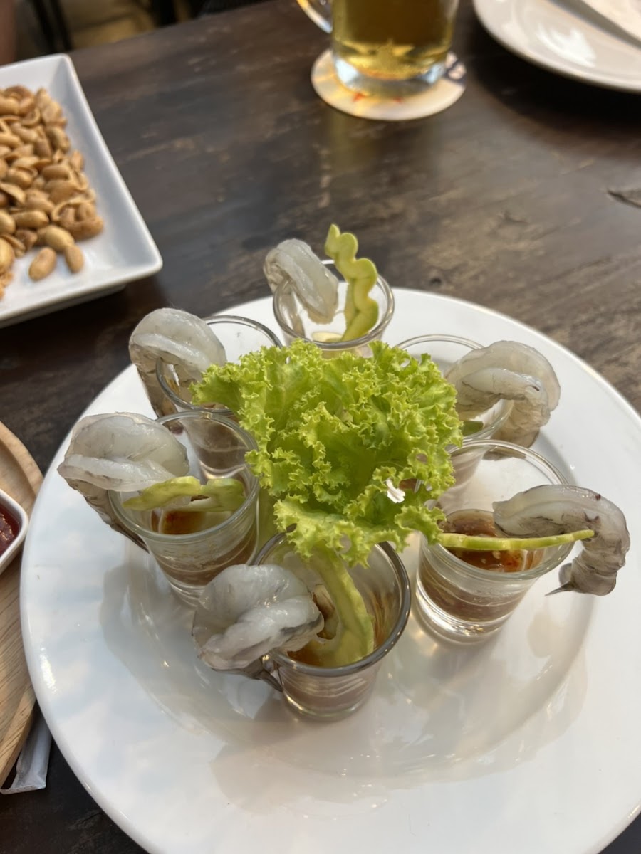 THE LANSAKA BAR&RESTAURANT - Photo 6