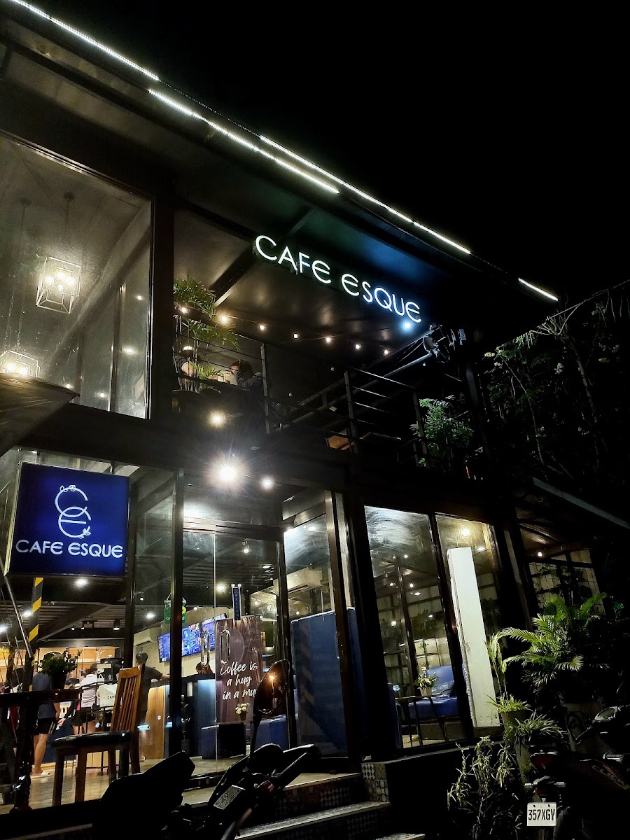 Cafe Esque - Photo 3