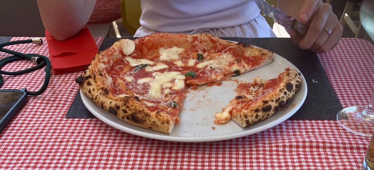 Pizzeria Dieci - Photo 2
