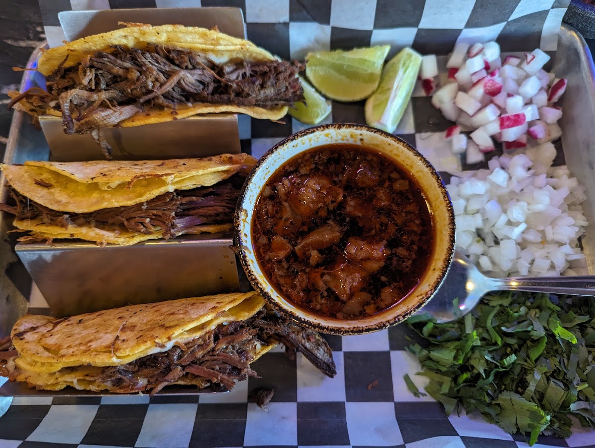 Tequila Y Tacos Cantina & Taqueria