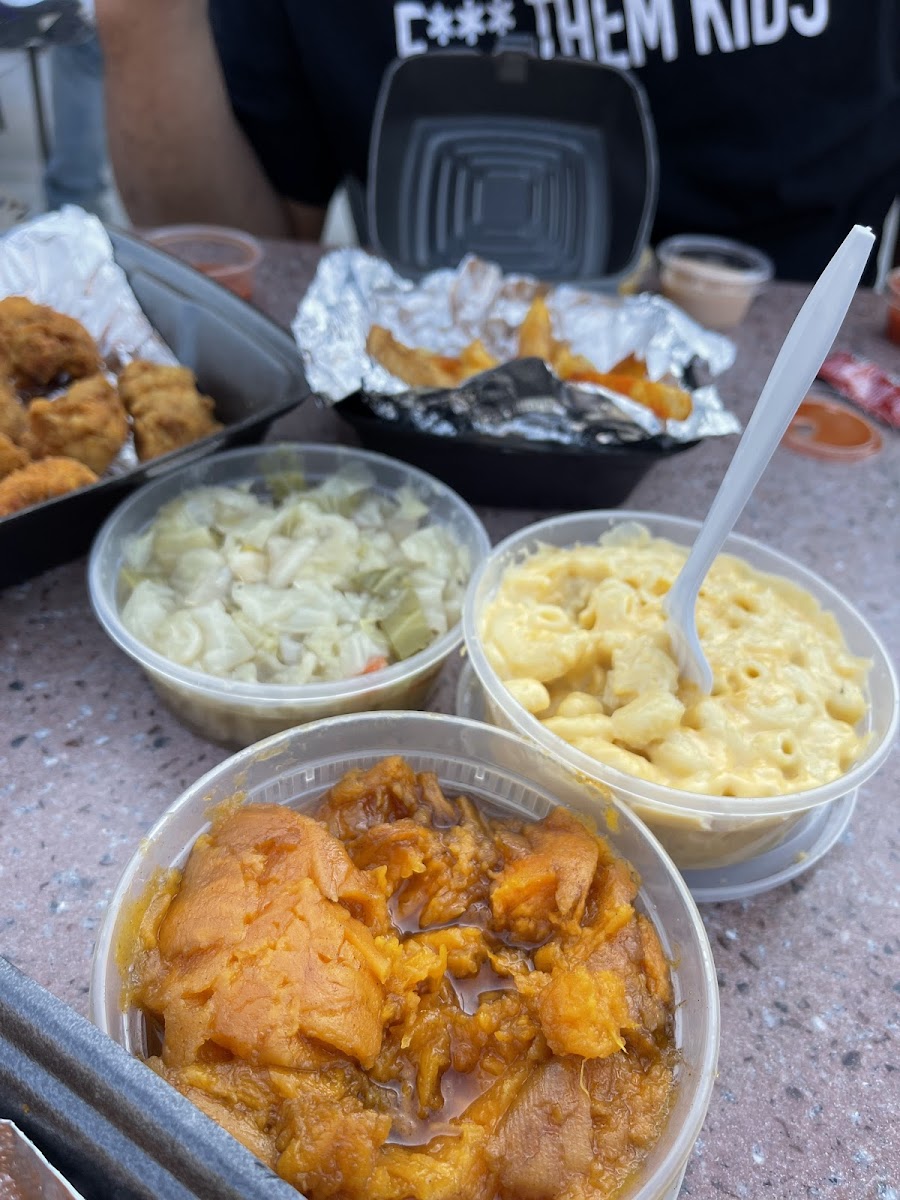 Mz. Jade's Soul Food - Photo 2