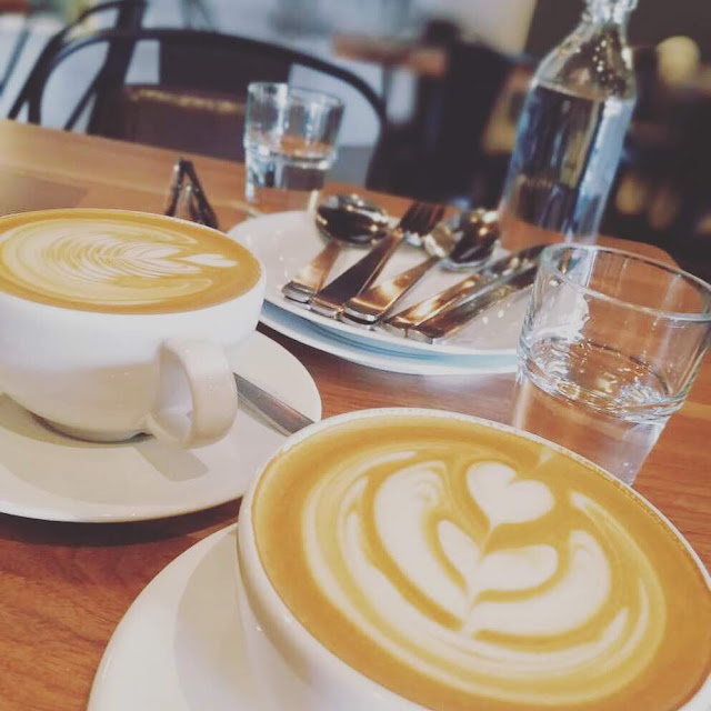 Flat White and Latte