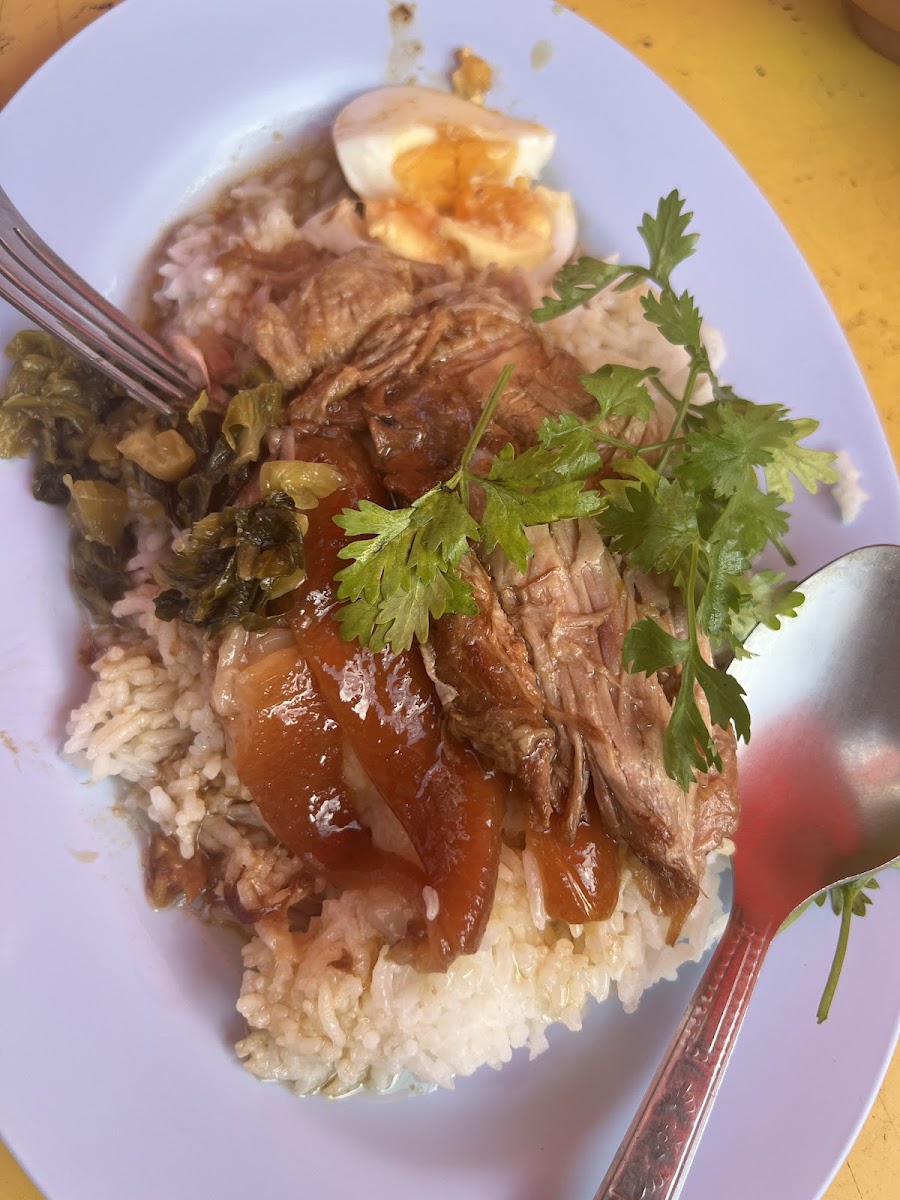 ขาหมูไปรษณีย์ POST OFFICE PORK RICE - Photo 4