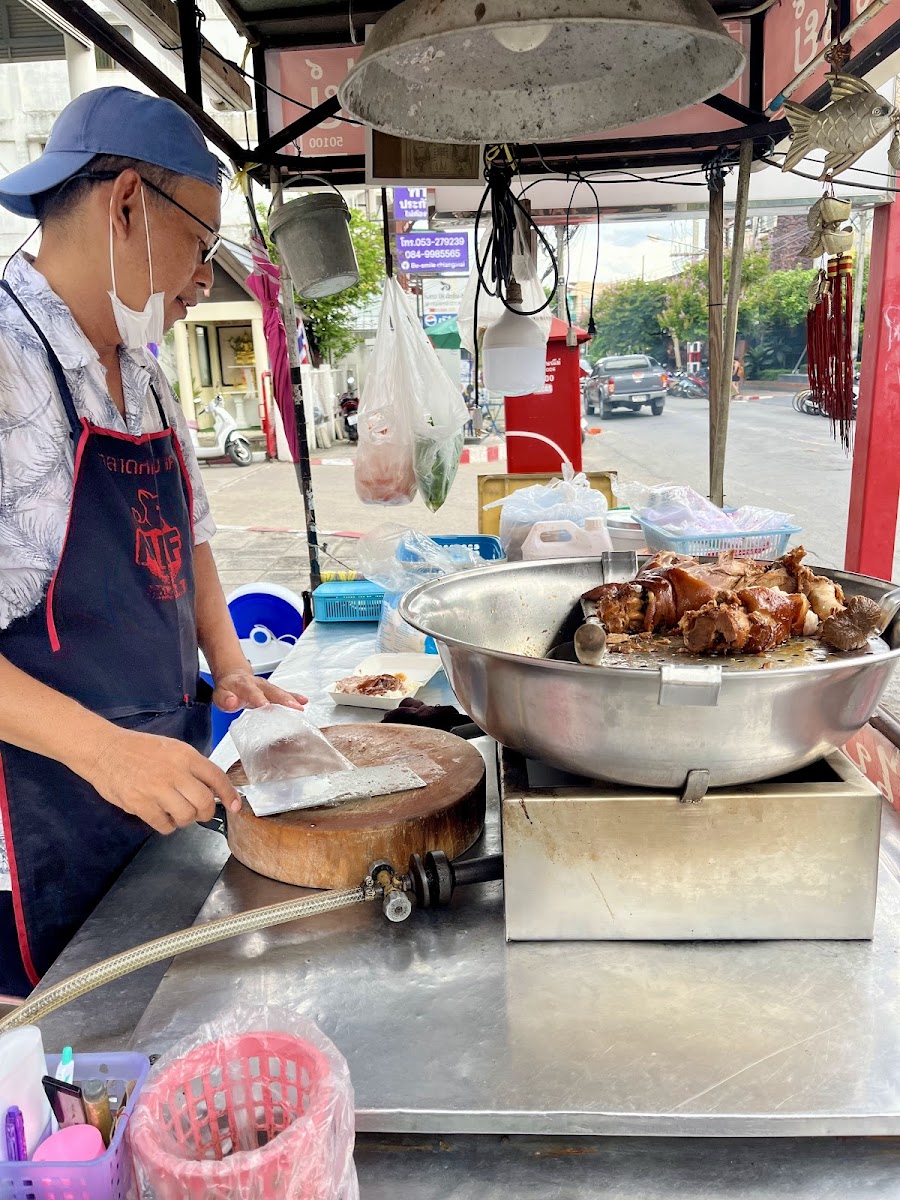 ขาหมูไปรษณีย์ POST OFFICE PORK RICE - Photo 5