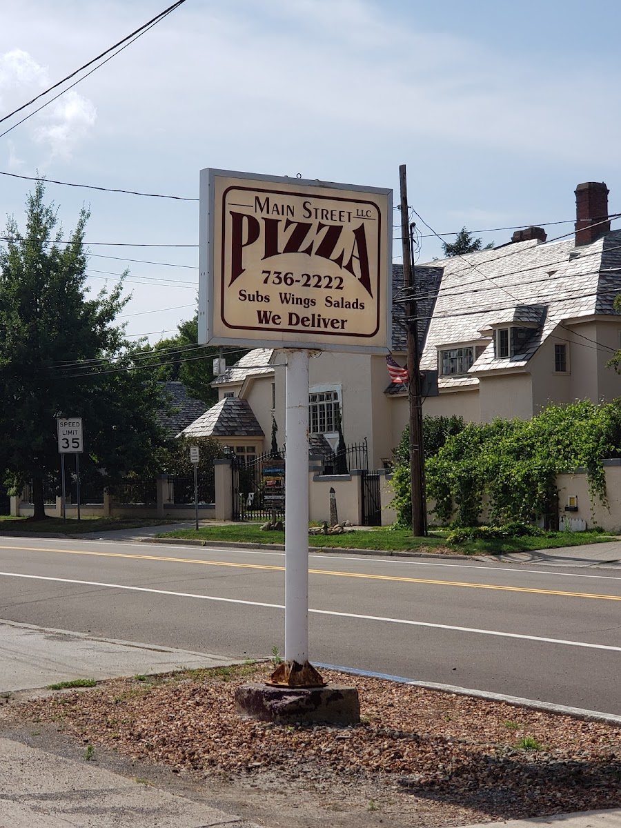 Main Street Pizza - Photo 5