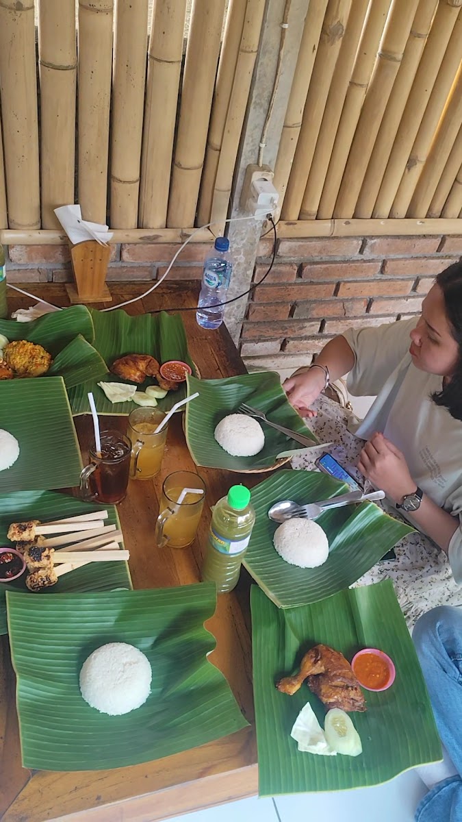 Warung Bu Rumi - Photo 1