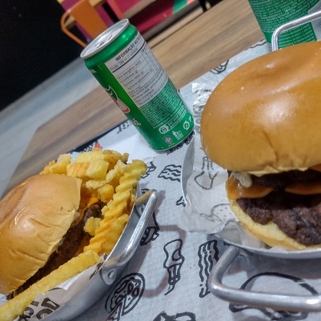 Cabcheese Burguer Batata Refrigerante