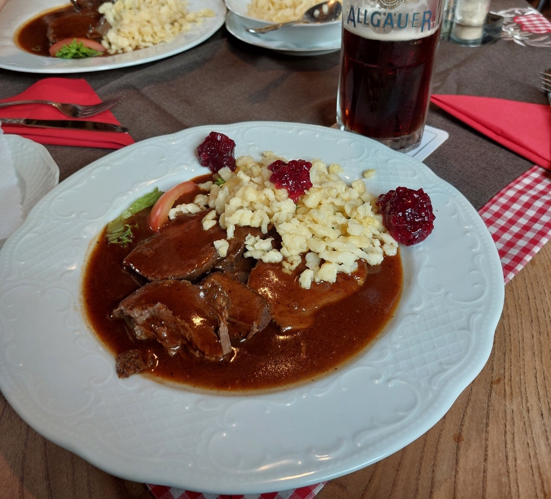 Bayerischer Hof Gasthof - Photo 9